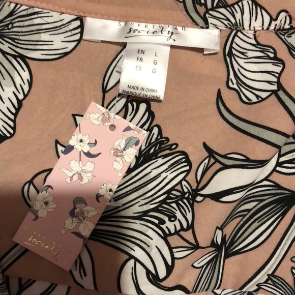 NWT Blouse - Picture 4 of 4